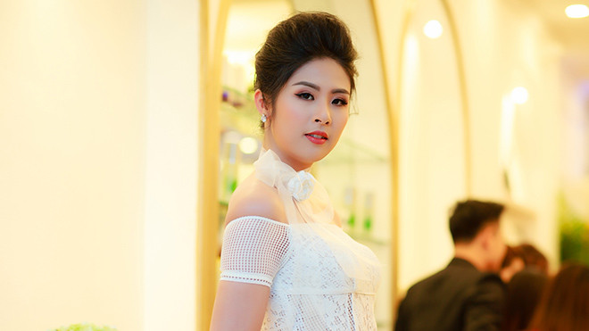 Chưa vội lấy chồng, Hoa hậu Ngọc Hân tự nhận mình vẫn còn trẻ Ảnh 2