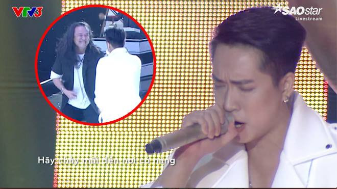 Khoảnh khắc HLV Lê Minh Sơn 'phát cuồng', xoã cả mái tóc dài và nhảy 'điên cuồng' với màn trình diễn rock quá 'đỉnh' Ảnh 2