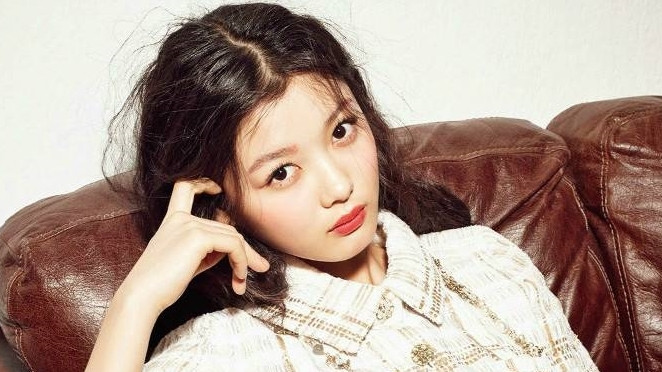 Làm 'ngọc nữ' bao năm, lần đầu tiên Kim Yoo Yung bị lên án vì 'thái độ' nghiêm trọng đến thế này! Ảnh 2