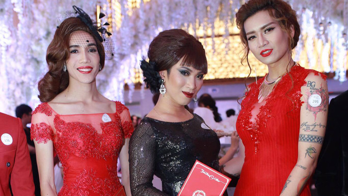 'Hội chị em' nhà trai Trấn Thành cũng 'lồng lộn' không kém nhà gái xứ Hàn Ảnh 2