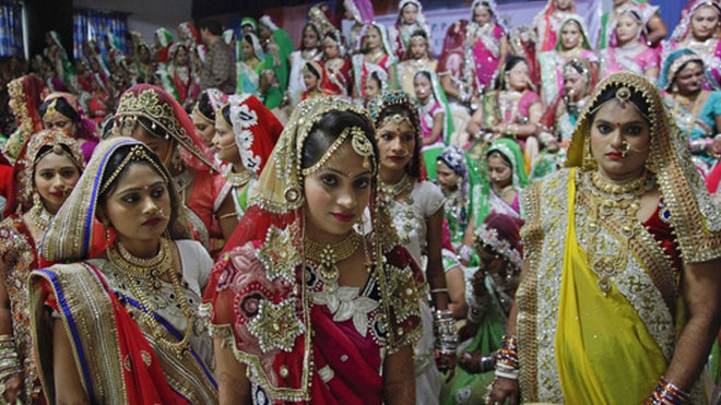 Đại gia kim cương Ấn Độ tổ chức đám cưới cho 236 cô gái không cha Ảnh 2