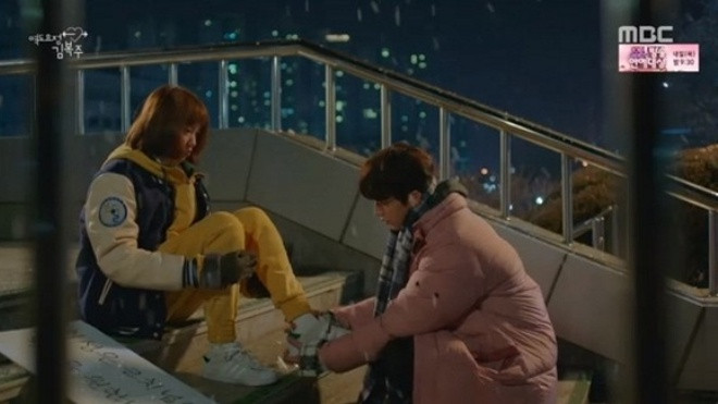 Có giận có thương, khoảnh khắc Joon Hyung lấy lòng Bok Joo còn đáng giá hơn vạn lời yêu Ảnh 2