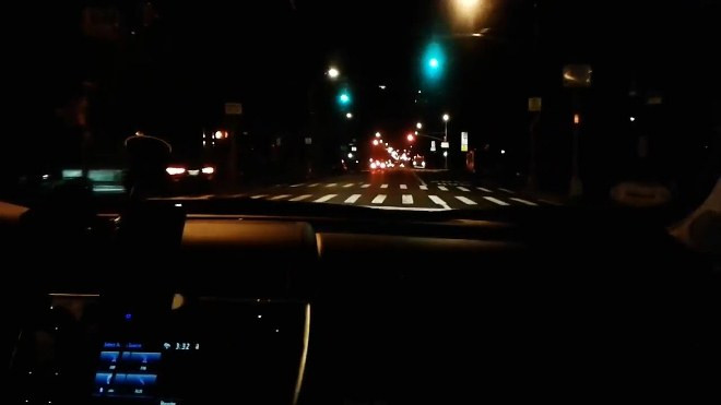 Giấc mơ đi đường là đây: 30 phút, qua 236 trụ đèn giao thông mà không phải dừng lại lần nào Ảnh 2