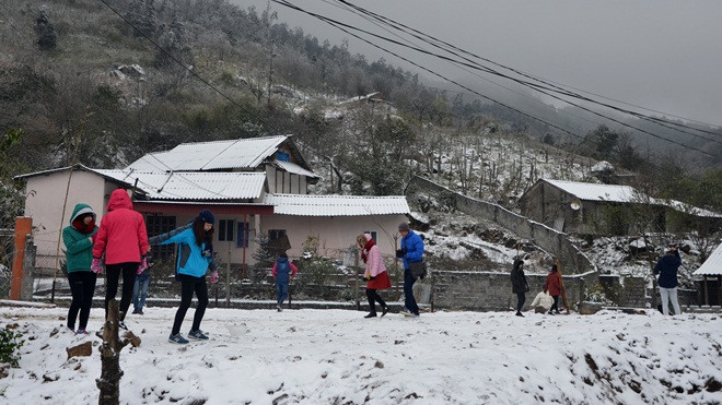 Phan Xi Păng xuất hiện băng giá, Sapa sẽ có tuyết? Ảnh 2