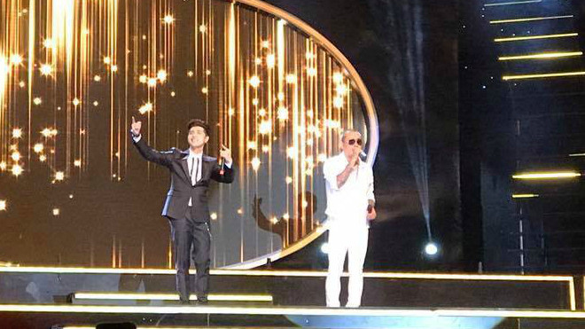 HOT: Noo Phước Thịnh hát live cực hay 'Tình yêu lung linh' cùng Tuấn Hưng Ảnh 2