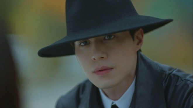 Quá tập trung vào Gong Yoo, người ta đã quên mất 'thần chết' Lee Dong Wook rồi Ảnh 2