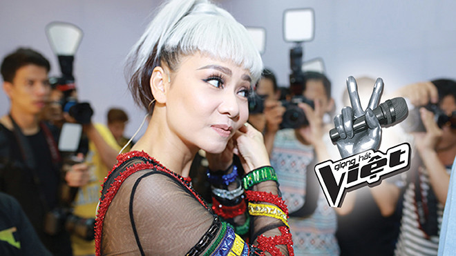 'Chị Đại' Thu Minh được săn đón nồng nhiệt trong ngày trở lại The Voice 2017 Ảnh 2