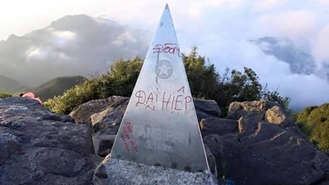 Những di sản Việt Nam in đậm dấu ấn vẽ bậy của du khách Ảnh 2