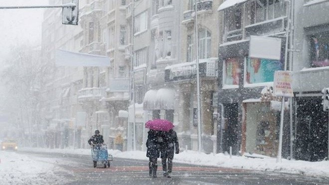 Hàng chục người tử vong do giá lạnh tại châu Âu Ảnh 2