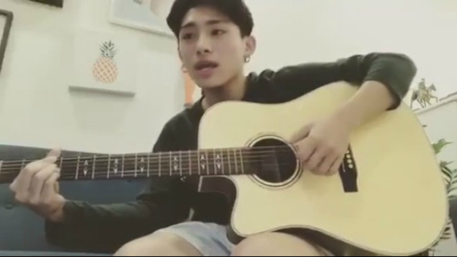 Hotboy 16 tuổi Đoàn Thế Lân lại đốn tim fan với cover Lạc trôi Ảnh 2