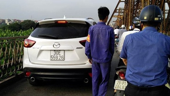 Tìm ra tài xế lái Mazda lên cầu Long Biên sau hơn một tháng Ảnh 2