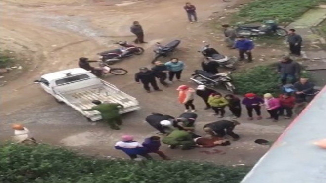 Hà Nội: Cãi nhau với mẹ về chuyện học, nam sinh lớp 12 nhảy cầu tự tử Ảnh 2