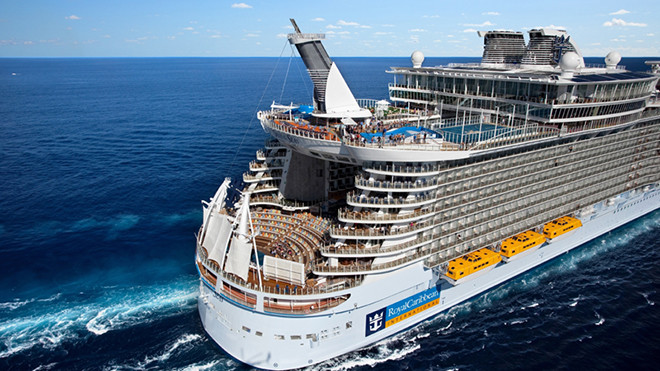 Bên trong du thuyền 5 sao Royal Caribbean: Lâu đài lộng lẫy giữa biển khơi Ảnh 2