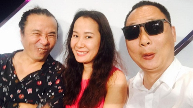 Bỏ quên Đức Trí, bộ ba HLV Sing My Song nhí nhảnh tự sướng trước giờ G Ảnh 2