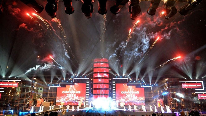 Hà Nội trình chiếu pháo hoa trên màn hình LED đêm giao thừa Ảnh 2