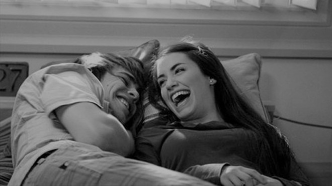 Tình yêu chính là góp nhặt từ những điều thực tế đến như thế đấy Ảnh 2