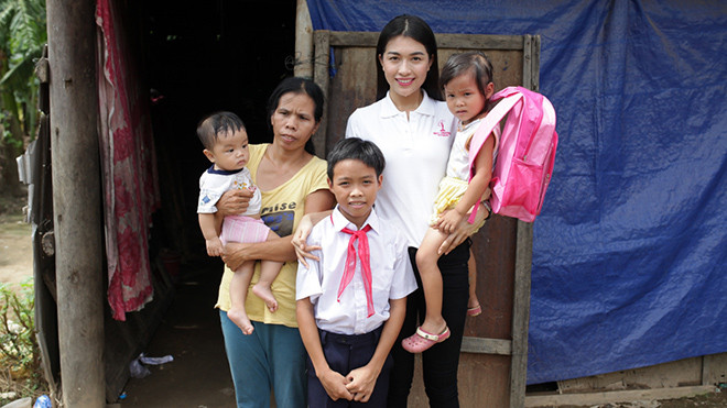 Hậu Miss Universe, Á hậu Lệ Hằng tặng 3 căn nhà tình thương cho người dân Quảng Nam Ảnh 2