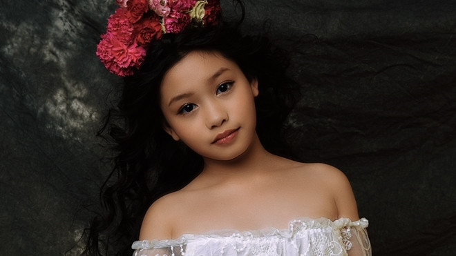 Bất ngờ trước hình ảnh xinh đẹp như nàng thơ của mẫu nhí Khánh Ngọc Ảnh 2