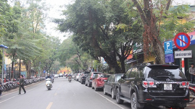 Thí điểm đỗ xe theo ngày chẵn, lẻ: Còn quá nhiều bất cập Ảnh 2