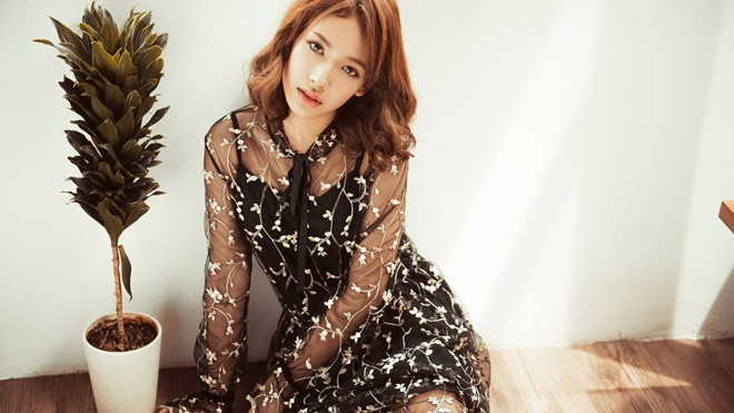 'Bạn gái Sơn Tùng' ngọt ngào gây thương nhớ với trang phục nữ tính Ảnh 2