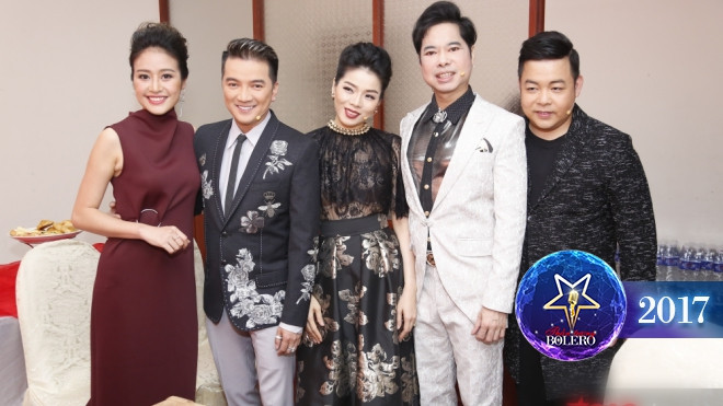 Bộ tứ HLV 'ton-sur-ton', lo lắng trước buổi ghi hình vòng Đối đầu Thần tượng Bolero 2017 Ảnh 2
