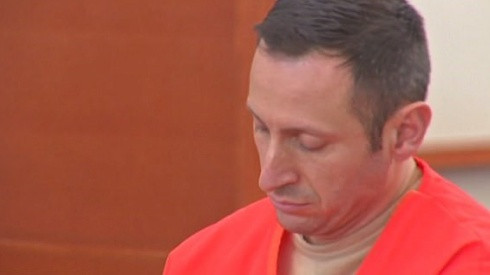 Viên cảnh sát Mỹ lĩnh 21 năm tù vì lạm dụng tình dục trẻ em Ảnh 2