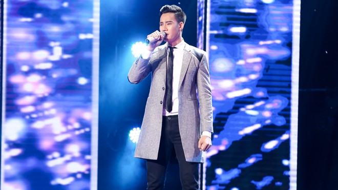 Lệ Quyên phải đứng lên nhận mình nam tính trước chàng trai có body siêu mẫu hát Bolero Ảnh 2