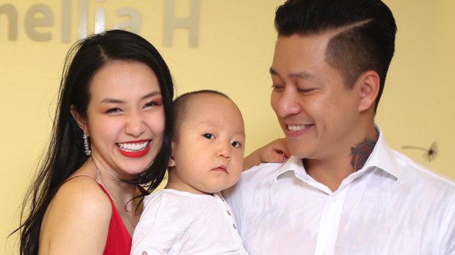 Tuấn Hưng hạnh phúc khoe nhóc tì thứ hai vừa sinh nặng 3,18kg Ảnh 2