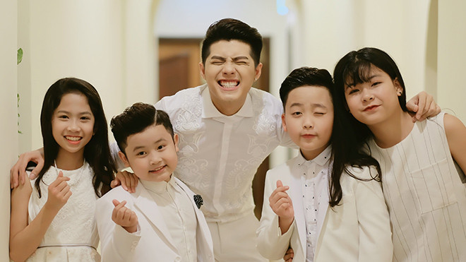 Noo Phước Thịnh tự bỏ tiền túi trả cát-xê để hát cùng học trò Giọng hát Việt nhí Ảnh 2