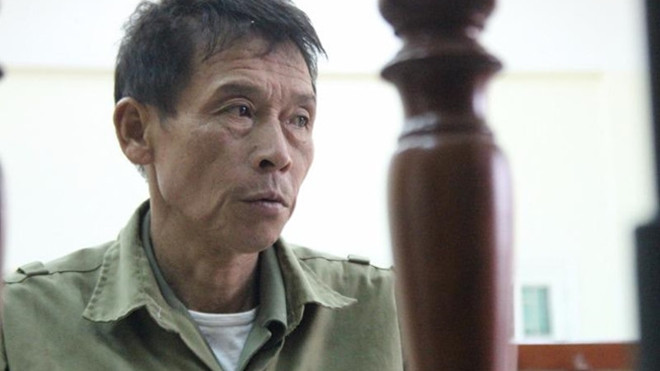 Tài xế xích lô chở tôn cứa cổ cháu bé ở Hà Nội được hưởng án treo Ảnh 2