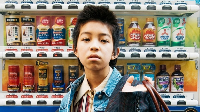Gọi cậu bé này là 'coolest kid' của Tokyo còn chưa thỏa, 'fashion icon' mới xứng tầm! Ảnh 2