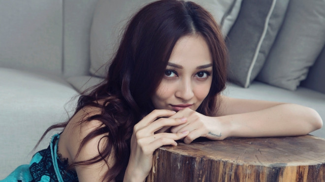 Bảo Anh diện váy ngủ quyến rũ trong bộ hình ra mắt ca khúc EDM mới nhất Ảnh 2