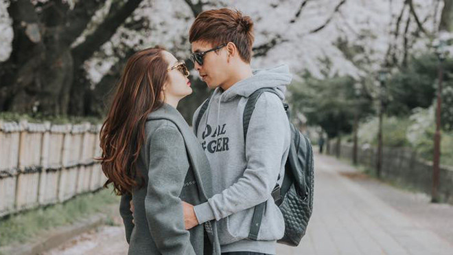 Hồ Quang Hiếu tình tứ ôm hôn Bảo Anh tại Nhật Bản Ảnh 2