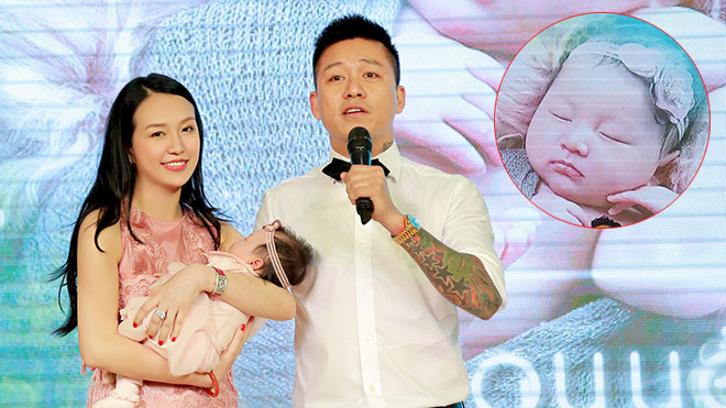 Tuấn Hưng hạnh phúc tổ chức tiệc đầy tháng cho con gái Ảnh 2