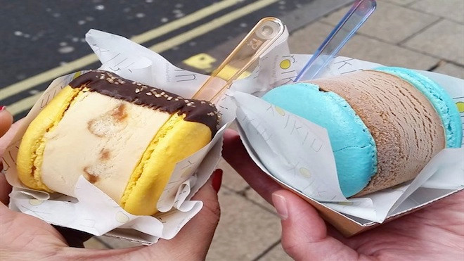 Có ai ngờ kem lạnh và bánh xốp mềm lại có thể 'hợp rơ' với nhau đến thế này! Ảnh 2