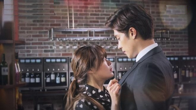 Không kém Do Bong Soon, My Secret Romance cũng đầy khoảnh khắc cặp đôi 'chênh nhau 1 cái đầu' Ảnh 2