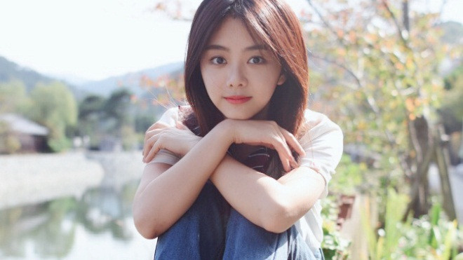 Đàm Tùng Vận: Nữ thần thanh xuân mới của màn ản Hoa ngữ trong mùa hè năm nay? Ảnh 2