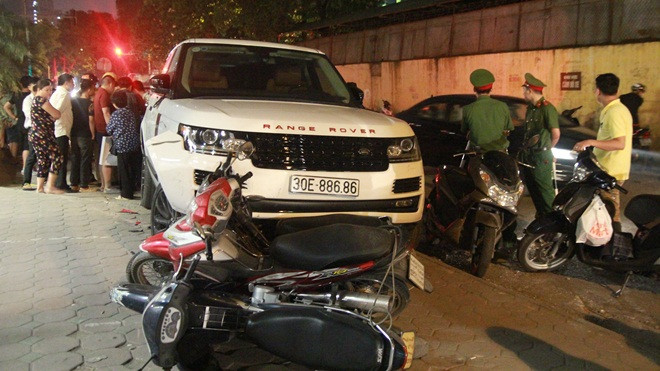 Range Rover gây tai nạn liên hoàn: Thủ phạm nghi có biểu hiện ngáo đá Ảnh 2
