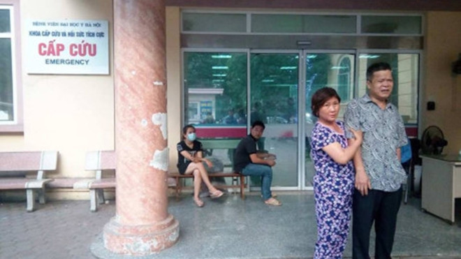 20 côn đồ xông vào bệnh viện truy sát bệnh nhân: Thông tin chính thức Ảnh 2