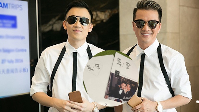 Cư dân mạng xôn xao trước thiệp cưới của Đàm Vĩnh Hưng và Dương Triệu Vũ Ảnh 2