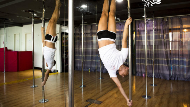 Nghề huấn luyện viên múa cột nam: Vinh quang chưa thấy, cô đơn đã đầy Ảnh 2