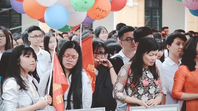 Trường THPT Chu Văn An, cảm ơn các bạn đã cho chúng tôi ghi lại những hình ảnh này! Ảnh 2