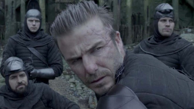 David Beckham bị chê 'mặt cứng đơ, đọc thoại như robot' khi đóng phim King Arthur Ảnh 2