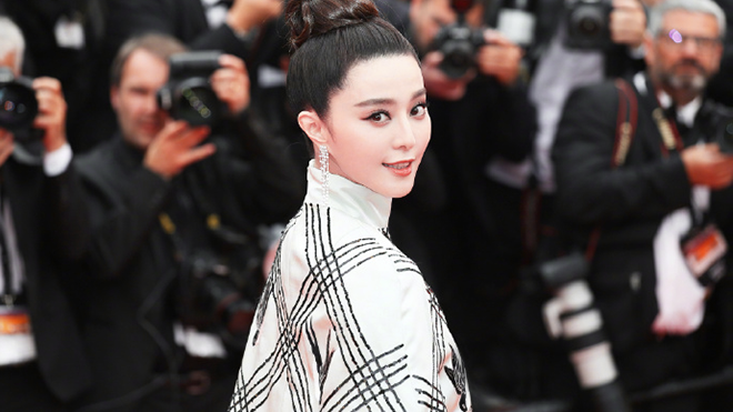 Phạm Băng Băng diện nguyên 'song cửa sổ' lên thảm đỏ LHP Cannes Ảnh 2