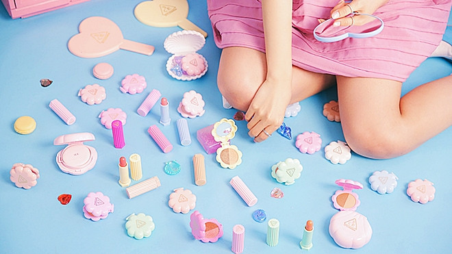 3CE lại khiến các cô gái lao đao với BST mỹ phẩm đầy nữ tính cho mùa mới Ảnh 2