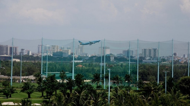 Cận cảnh sân golf VIP nằm trong… sân bay Tân Sơn Nhất Ảnh 2