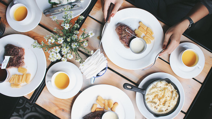 Hẹn hò lãng mạn tại nhà hàng Âu ngon-rẻ giữa trung tâm Sài Gòn Ảnh 2