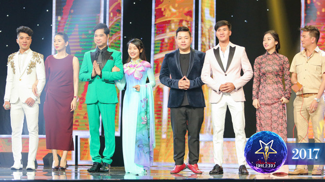 Top 4 Thần tượng Bolero đồng loạt hóa 'hoàng tử - công chúa' trong đêm Chung kết Ảnh 2