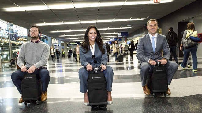 Ra sân bay mà có chiếc vali thần thánh này để vi vu thì còn gì sung sướng hơn Ảnh 2