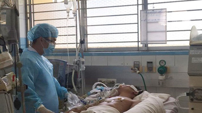 Bị chó nhà cào, mắc bệnh dại nguy kịch Ảnh 2